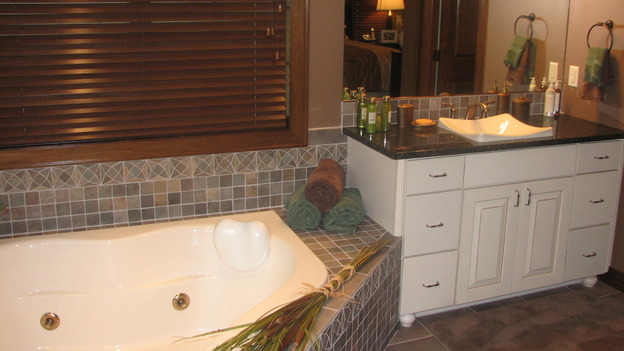 EXTREME MAKEOVER HOME EDITION - "Thibodeau Family," - Bathroom, on "Extreme Makeover Home Edition," Sunday, November 5th on the ABC Television Network.