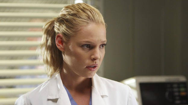 GREY'S ANATOMY - "Love/Addiction" - The residents and interns treat the victims of a massive explosion at an apartment building, while Alex investigates the cause of the accident, Mama Burke returns to collect her son's things just as Cristina trades her wedding presents in exchange for surgeries, Lexie tries to have a heart-to-heart with an unwilling Meredith, and while Callie is overwhelmed with her duties as Chief Resident, Bailey searches for an outlet for her pent-up leadership skills, on "Grey's Anatomy," THURSDAY, OCTOBER 4 (9:00-10:01 p.m., ET) on the ABC Television Network. (ABC/MICHAEL DESMOND)KATHERINE HEIGL