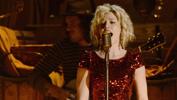 THE 45th ANNUAL CMA AWARDS - THEATRE - "The 45th Annual CMA Awards" broadcast live on ABC from the Bridgestone Arena in Nashville on WEDNESDAY, NOVEMBER 9 (8:00-11:00 p.m., ET). (ABC/KATHERINE BOMBOY-THORNTON)KIMBERLY PERRY OF THE BAND PERRY