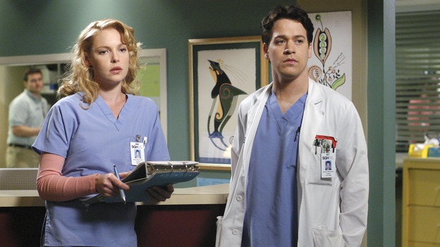 GREY'S ANATOMY - "Desire" - As the interns of Seattle Grace cram for their upcoming exam, the attendings vie for the Chief's position by tending to the chairman of the hospital board after he's admitted as a patient. Meanwhile, Burke struggles to involve Cristina in the wedding planning, things heat up between Addison and Alex, and Derek questions his relationship with Meredith, on "Grey's Anatomy," THURSDAY, APRIL 26 (9:00-10:01 p.m., ET) on the ABC Television Network. (ABC/GALE ADLER)KATHERINE HEIGL, T.R. KNIGHT
