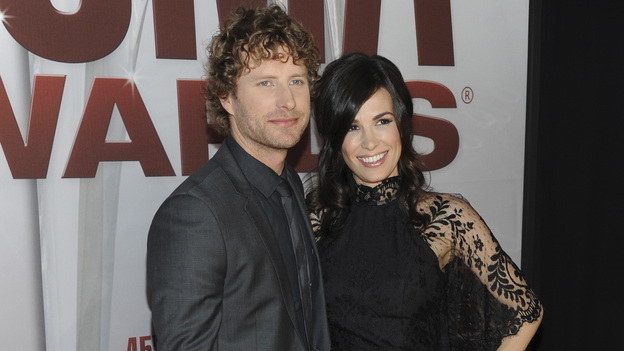 THE 45th ANNUAL CMA AWARDS - RED CARPET ARRIVALS - "The 45th Annual CMA Awards" will broadcast live on ABC from the Bridgestone Arena in Nashville on WEDNESDAY, NOVEMBER 9 (8:00-11:00 p.m., ET). (ABC/JASON KEMPIN)DIERKS BENTLEY, CASSIDY BENTLEY