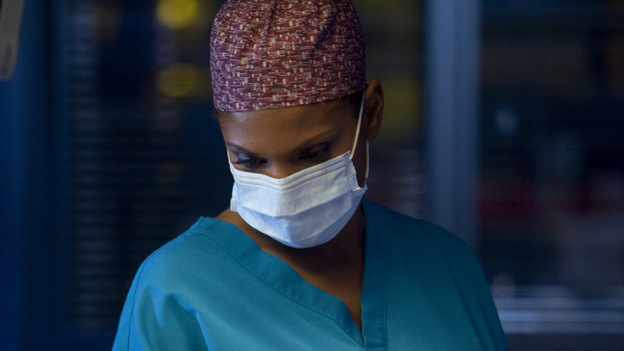 PRIVATE PRACTICE - "God Bless the Child" - A second trip to the ER sparks concern for Betsey's well-being and prompts the doctors to launch an investigation into her new foster family -- risking sending the little girl back into the system. Meanwhile, Naomi makes a life changing decision for her family, and a struggling Amelia slips further away from sobriety, on "Private Practice," THURSDAY, MAY 12 (10:01-11:00 p.m., ET) on the ABC Television Network. (ABC/RANDY HOLMES)AMANDA ADAY, AUDRA MCDONALD