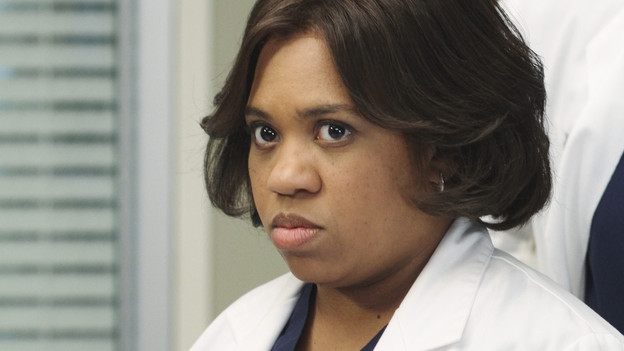 GREY'S ANATOMY - "How Insensitive" - Bailey preps the team with a mandatory sensitivity training prior to admitting a 700-pound patient with compounded medical issues, and the case proves to be challenging in every sense of the word. Meanwhile Derek has to come face to face with a former patient's husband in a wrongful death deposition, and spending time with a heart patient's daughter opens up some old wounds for Cristina, on "Grey's Anatomy," THURSDAY, MAY 6 (9:00-10:01 p.m., ET) on the ABC Television Network. (ABC/RON TOM) CHANDRA WILSON