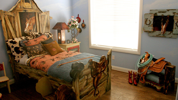 EXTREME MAKEOVER HOME EDITION - "Elcano Family," - Boy's&nbsp;Bedroom, on "Extreme Makeover Home Edition," Sunday, November 21st on the ABC Television Network.
