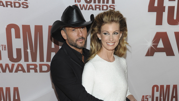 THE 45th ANNUAL CMA AWARDS - RED CARPET ARRIVALS - "The 45th Annual CMA Awards" will broadcast live on ABC from the Bridgestone Arena in Nashville on WEDNESDAY, NOVEMBER 9 (8:00-11:00 p.m., ET). (ABC/JASON KEMPIN)TIM MCGRAW, FAITH HILL