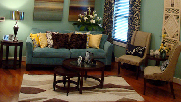 EXTREME MAKEOVER HOME EDITION - "Scott Family," - Living Room, on "Extreme Makeover Home Edition," Sunday, December 13th on the ABC Television Network.