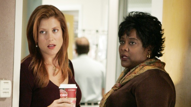 103276_6617 -- GREY'S ANATOMY - "ENOUGH IS ENOUGH" (ABC/CRAIG SJODIN)KATE WALSH, LORETTA DEVINE