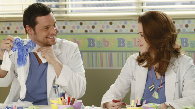 GREY'S ANATOMY - "This Is How We Do It" - Richard is desperate for Derek and Meredith to accept Adele into their Alzheimer's trial, but will Adele stand in her own way? Meanwhile Mark and Arizona have conflicting ideas of the kind of baby shower Callie wants, Teddy is freaked out when Henry has another health complication -- leaving them both a little exposed -- and the competitiveness amongst the residents for the Chief Resident position is amplified when Richard receives the green light for his diabetes clinical trial, on "Grey's Anatomy," THURSDAY, MARCH 24 (9:00-10:01 p.m., ET) on the ABC Television Network. (ABC/RON TOM)JUSTIN CHAMBERS, SARAH DREW