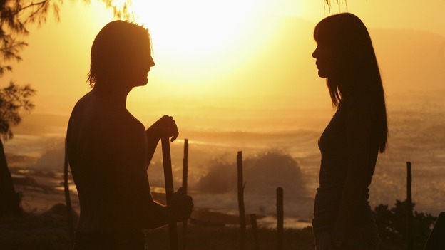 LOST - "Expos" - Hurley begins to suspect that Sawyer may be involved in an island mystery surrounding two fellow survivors, and Sun learns the truth about her past kidnapping attempt by "The Others," on "Lost," WEDNESDAY, MARCH 28 (10:00-11:00 p.m., ET), on the ABC Television Network. (ABC/MARIO PEREZ)JOSH HOLLOWAY, YUNJIN KIM