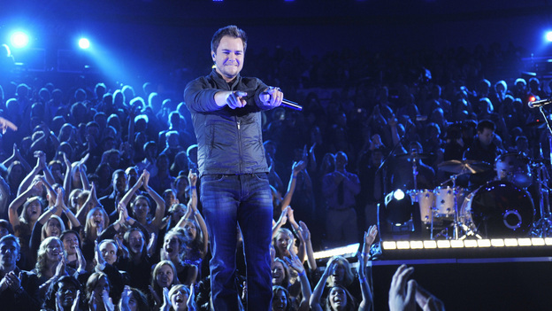 THE 46TH ANNUAL CMA AWARDS - THEATRE - "The 46th Annual CMA Awards" airs live THURSDAY, NOVEMBER 1 (8:00-11:00 p.m., ET) on ABC live from the Bridgestone Arena in Nashville, Tennessee. (ABC/KATHERINE BOMBOY-THORNTON)ELI YOUNG BAND