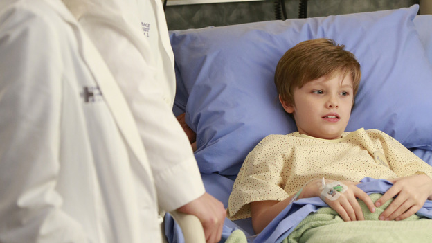 GREY'S ANATOMY - "This Is Why We Fight" - As word of Seattle Grace's financial trouble spreads, Catherine encourages Jackson to move to Boston, and the interns fear they might lose their jobs. Meanwhile, the doctors meet with a potential investor in a last-ditch effort to save the hospital, and Alex impresses Jo while caring for a patient, on "Grey's Anatomy," THURSDAY, FEBRUARY 21 (9:00-10:02 p.m., ET) on the ABC Television Network. (ABC/RON TOM)CAMILLA LUDDINGTON, JUSTIN CHAMBERS, WILLIAM JENNINGS