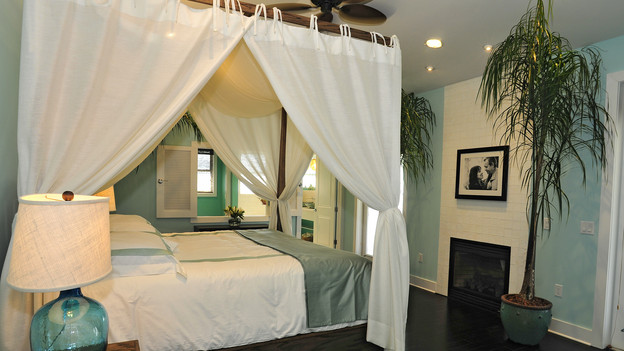 EXTREME MAKEOVER HOME EDITION - "Hurston Family," - Master Bedroom Picture,        on "Extreme Makeover Home Edition," Sunday, Febuary 13th     (8:00-9:00  p.m.    ET/PT) on the ABC Television Network
