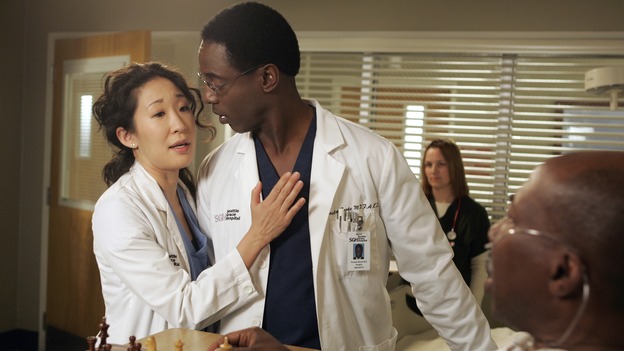 GREY'S ANATOMY - "Time After Time" - Izzie faces her past and finds comfort in George, while Alex becomes more attached to Jane Doe (Elizabeth Reaser), Meredith and Derek question their own status, and Cristina resolves to fight for her relationship with Burke -- despite her past with Colin Marlow (Roger Rees) -- on "Grey's Anatomy," THURSDAY, APRIL 19 (9:00-10:01 p.m., ET) on the ABC Television Network. (ABC/VIVIAN ZINK)SANDRA OH, ISAIAH WASHINGTON, BRENT JENNINGS