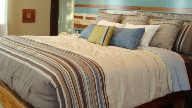 EXTREME MAKEOVER HOME EDITION - "DeVries Family," - Master&nbsp;Bedroom, on "Extreme Makeover Home Edition," Sunday, December 7th on the ABC Television Network.