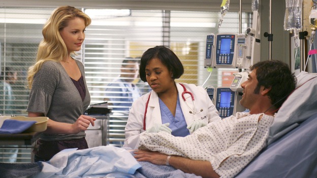 GREY'S ANATOMY - In the first hour of part two of the season finale of ABC's "Grey's Anatomy" -- "Deterioration of the Fight or Flight Response" -- Izzie and George attend to Denny as the pressure increases to find him a new heart, Cristina suddenly finds herself in charge of an ER, and Derek grapples with the realization that the life of a friend is in his hands. In the second hour, "Losing My Religion," Richard goes into interrogation mode about a patient's condition, Callie confronts George about his feelings for her, and Meredith and Derek meet about Doc. Part two of the season finale of "Grey's Anatomy" airs MONDAY, MAY 15 (9:00-11:00 p.m., ET) on the ABC Television Network. (ABC/SCOTT GARFIELD)KATHERINE HEIGL, CHANDRA WILSON, JEFFREY DEAN
