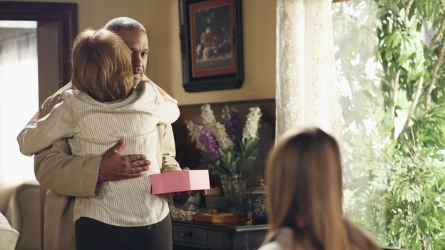 GREY'S ANATOMY - "Staring at the Sun" - The O'Malley Family visits George at the hospital, Meredith is determined to have a more positive outlook on life, Derek and Addison strive for a civil relationship, and Richard endeavors to reunite with his wife, Adele, on "Grey's Anatomy," THURSDAY, NOVEMBER 16 (9:00-10:01 p.m., ET) on the ABC Television Network. (ABC/KAREN NEAL)JAMES PICKENS, JR., KATE BURTON, ELLEN POMPEO