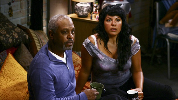 GREY'S ANATOMY - "I Am a Tree" - Cristina meets Burke's parents -- and in the most awkward of circumstances -- the interns campaign for Izzie's reinstatement to the surgical intern program, Addison takes a break from her hospital duties, and a surgical patient lives what may be her last day to the fullest, on "Grey's Anatomy," THURSDAY, SEPTEMBER 28 (9:00-10:01 p.m., ET) on the ABC Television Network. (ABC/SCOTT GARFIELD)JAMES PICKENS, JR., SARA RAMIREZ