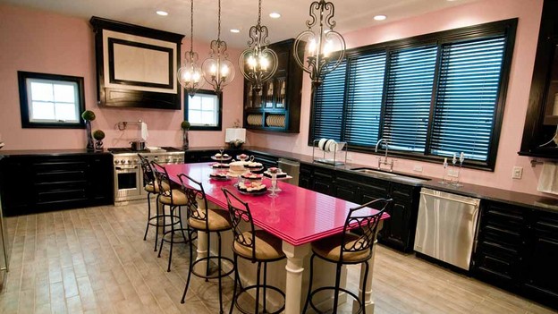 EXTREME MAKEOVER HOME EDITION - "Boys Hope/Girls Hope," - Kitchen Pictures, on "Extreme Makeover Home Edition," Sunday, September 26th (7:00-9:00 p.m. ET/PT) on the ABC Television Network.&nbsp;