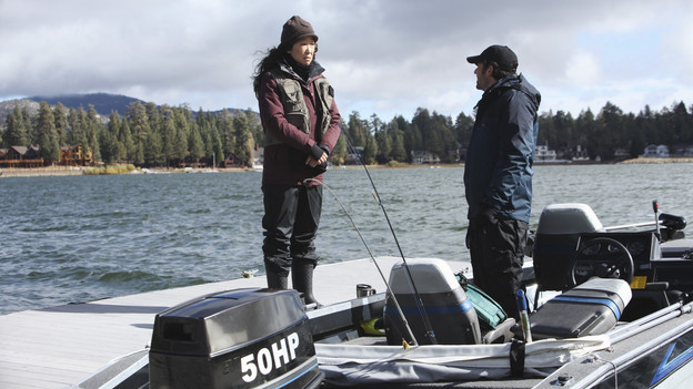GREY'S ANATOMY - "Adrift and at Peace" - Despite Meredith's objections to the idea, a concerned Derek takes Cristina on a fishing trip in order to get away from it all, while Teddy, feeling directionless without Cristina, directs all of her efforts and compassion towards a dying patient (played by Scott Foley) who lacks the proper insurance to seek medical treatment, on "Grey's Anatomy," THURS., DECEMBER 2 (9:00-10:01 p.m., ET) on the ABC Television Network. (ABC/DANNY FELD)SANDRA OH, PATRICK DEMPSEY
