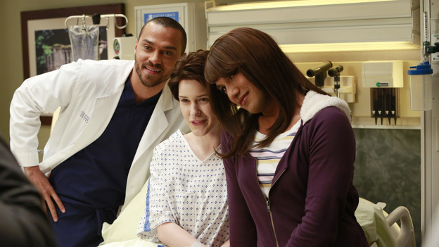 GREY'S ANATOMY - "The Face of Change" - Competition heats up as several of the doctors fight to become the new face of Seattle Grace; April brings in an emergency case, and Jackson and Alex work with a transgender teen couple. Meanwhile, the hospital implements new policies which test the patience of the staff, on "Grey's Anatomy," THURSDAY, FEBURARY 7 (9:00-10:02 p.m., ET) on the ABC Television Network. (ABC/RON TOM)JESSE WILLIAMS, RACHEL BROSNAHAN, MATT PASCUA