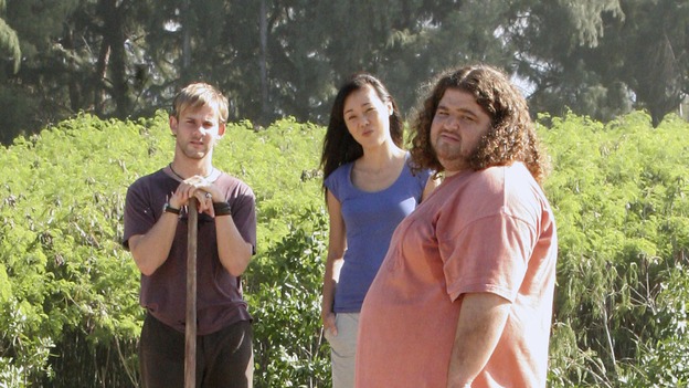 LOST - "Expos" - Hurley begins to suspect that Sawyer may be involved in an island mystery surrounding two fellow survivors, and Sun learns the truth about her past kidnapping attempt by "The Others," on "Lost," WEDNESDAY, MARCH 28 (10:00-11:00 p.m., ET), on the ABC Television Network. (ABC/MARIO PEREZ)MADISON THE DOG, DOMINIC MONAGHAN, YUNJIN KIM, JORGE GARCIA