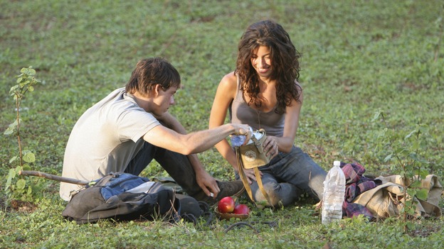 LOST - "The Beginning of the End" - Awarded the 2005 Emmy and 2006 Golden Globe for Best Drama Series, "Lost" returns for its fourth season of action-packed mystery and adventure -- that will continue to bring out the very best and the very worst in the people who are lost. The season premiere of "Lost" airs on THURSDAY, JANUARY 31 (9:00-10:00 p.m., ET), on the ABC Television Network. (ABC/MARIO PEREZ)BLAKE BASHOFF, TANIA RAYMONDE