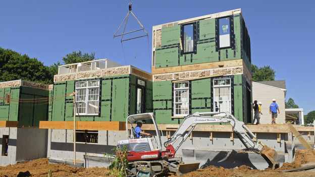 EXTREME MAKEOVER: HOME EDITION - "Boys Hope," Parts 1 & 2 - Ty Pennington and his design team, including new designers Xzibit and Jillian Harris, traveled to Baltimore, Maryland, to surprise the students of Boys Hope/Girls Hope in a unique way and reveal to them that their lives were about to change. For the first time in the history of the show, the recipients were surprised on live television when the "EM: HE" team greeted the students with the good news. Another first in the show's 170-plus episode history came unannounced, courtesy of Mother Nature, when an epic rainstorm threatened to knock the 11,000 square foot build off its strict seven-day schedule. Adding to the excitement, drama and fun of the build was the participation of the kids from the Emmy Award-winning comedy "Modern Family" (Ariel Winter, Nolan Gould, Rico Rodriquez), actress Raven-Symon, basketball superstar Shaquille O'Neal and music sensation Katy Perry. The two-part episode airs SUNDAY, SEPTEMBER 26 (7:00-8:00 & 8:00-9:00 p.m., ET) on the ABC Television Network. (ABC/FRED WATKINS)