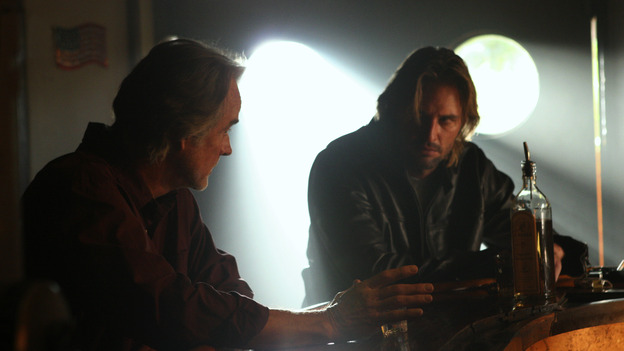 LOST - "Outlaws" - Kate and Sawyer divulge dark secrets to each other while tracking a renegade boar that Sawyer swears is purposely harassing him. Meanwhile, Hurley and Sayid worry that Charlie is losing it after his brush with death, and a shocking, prior connection between Sawyer and Jack is revealed. Robert Patrick ("Terminator 2: Judgment Day," "The X-Files") guest stars, on "Lost," WEDNESDAY, FEBRUARY 16 (8:00-9:02 p.m., ET), on the ABC Television Network. (ABC/MARIO PEREZ) JOHN TERRY, JOSH HOLLOWAY