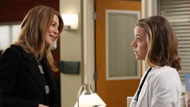 GREY'S ANATOMY - "The End is the Beginning is the End" - Meredith, Derek, Cristina and Arizona receive big news regarding the plane crash lawsuit, Richard avoids Catherine's romantic advances and Jackson takes on one of Mark Sloane's old patients. Meanwhile, Derek begins recovery on his hand, on "Grey's Anatomy," THURSDAY, JANUARY 17 (9:00-10:02 p.m., ET) on the ABC Television Network. (ABC/DANNY FELD)ELLEN POMPEO, TINA MAJORINO