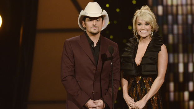 THE 45th ANNUAL CMA AWARDS - THEATRE - "The 45th Annual CMA Awards" broadcast live on ABC from the Bridgestone Arena in Nashville on WEDNESDAY, NOVEMBER 9 (8:00-11:00 p.m., ET). (ABC/KATHERINE BOMBOY-THORNTON)BRAD PAISLEY, CARRIE UNDERWOOD