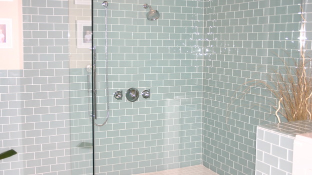 EXTREME MAKEOVER HOME EDITION - "Ripatti Family," - Bathroom, on "Extreme Makeover Home Edition," Sunday, December 10th on the ABC Television Network.