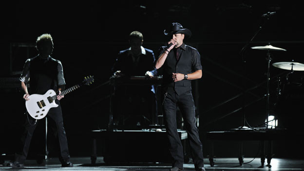 THE 44TH ANNUAL CMA AWARDS - THEATRE - "The 44th Annual CMA Awards" were broadcast live from the Bridgestone Arena in Nashville, WEDNESDAY, NOVEMBER 10 (8:00-11:00 p.m., ET) on the ABC Television Network. (ABC/KATHERINE BOMBOY)JASON ALDEAN