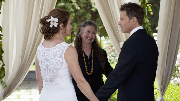 PRIVATE PRACTICE - "Take Two" - Pete and Violet anxiously prepare for their wedding day, but Cooper may have to intervene when emotions and fear of the future run high. Things have taken a surprise turn with Addison and Sam, and Naomi juggles the burden of caring for her daughter and newborn granddaughter and worries about Dink's ability to parent. Despite disagreements and deeply-rooted conflicts, the doctors come together to mourn the loss of their friend, Dell, on the fourth Season Premiere of "Private Practice," THURSDAY, SEPTEMBER 23 (10:01-11:00 p.m., ET) on the ABC Television Network. (ABC/ADAM ROSE)AMY BRENNEMAN, TIM DALY