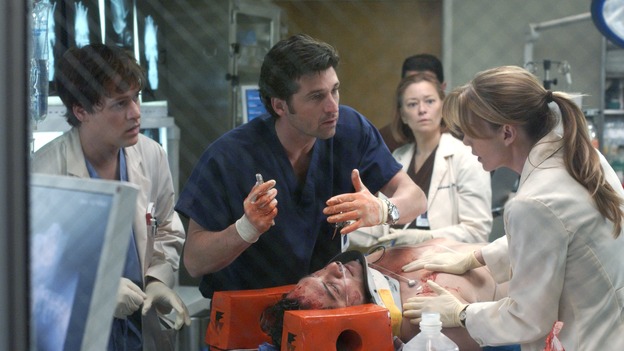 101728_1847 -- COMPLICATIONS - "NO MAN'S LAND" (ABC/ RON TOM)T.R. KNIGHT, PATRICK DEMPSEY, F.J. RIO, ELLEN POMPEO