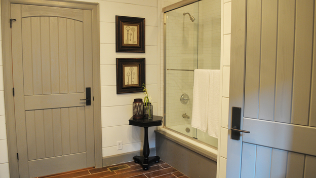 EXTREME MAKEOVER HOME EDITION - "Jubilee/Marshall Family," - Bathroom    Picture, on  "Extreme Makeover Home Edition," Sunday, September 25th       (7:00-9:00 p.m.  ET/PT) on the ABC Television Network.