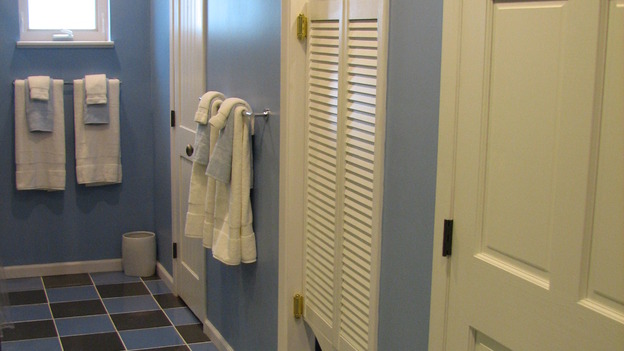 EXTREME MAKEOVER HOME EDITION - "Rogers Family," - Bathroom, on "Extreme Makeover Home Edition," Sunday, September 24th on the ABC Television Network.