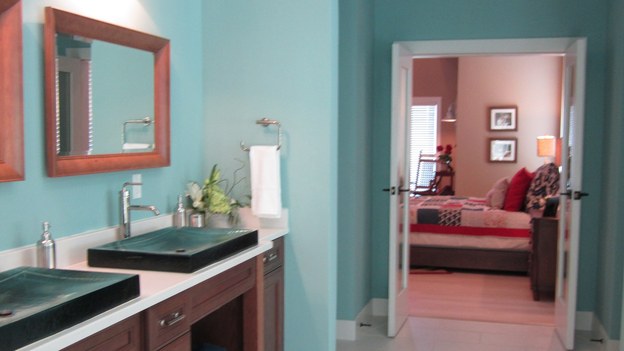EXTREME MAKEOVER HOME EDITION - "Hill Family," - Bathroom Picture,              on   "Extreme Makeover Home Edition," Friday, November 4th                 (8:00-10:00   p.m.  ET/PT) on the ABC   Television Network.
