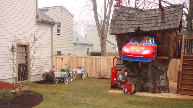 EXTREME MAKEOVER HOME EDITION - "Silva Family," - Tree House, on "Extreme Makeover Home Edition," Sunday, May 4th on the ABC Television Network.