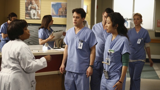 GREY'S ANATOMY - "Testing 1-2-3" - The interns take the biggest test of their careers, their first-year medical exams, as the residents attend to three injured mountain climbers. Meanwhile Callie's suspicions of George and Izzie grow, and Cristina struggles to write her wedding vows, on "Grey's Anatomy," THURSDAY, MAY 10 (9:00-10:01 p.m., ET) on the ABC Television Network. (ABC/SCOTT GARFIELD)CHANDRA WILSON, T.R. KNIGHT, JUSTIN CHAMBERS, SANDRA OH, KATHERINE HEIGL