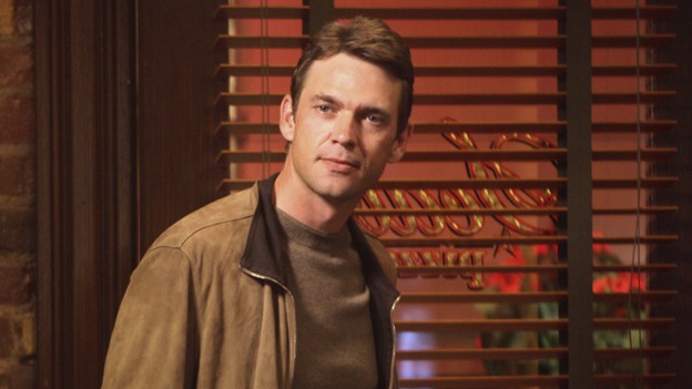 DESPERATE HOUSEWIVES - "My Husband, the Pig" - Ian Hainsworth arrives to play some poker, on "Desperate Housewives," SUNDAY, MARCH 4 (9:00-10:01 p.m., ET) on the ABC Television Network.  (ABC/DANNY FELD) DOUGRAY SCOTT
