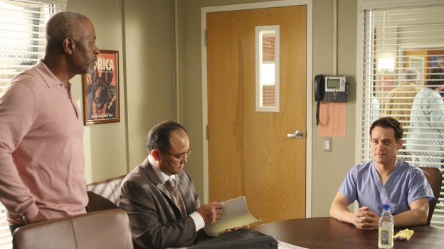 GREY'S ANATOMY - "Here Comes the Flood" - George tries to take his residency exam, but a leaky pipe might have other ideas, on "Grey's Anatomy," THURSDAY, OCTOBER 9 (9:00-10:01 p.m., ET) on the ABC Television Network. (ABC/DANNY FELD) JAMES PICKENS JR., NELSON MASHITA, T.R. KNIGHT