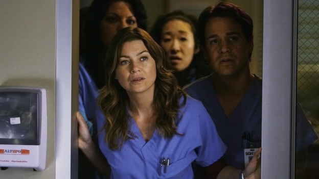 GREY'S ANATOMY - "Elevator Love Letter" - The doctors of Seattle Grace check in on Izzie, on "Grey's Anatomy," THURSDAY, MARCH 26 (9:00-10:02 p.m., ET) on the ABC Television Network. (ABC/SCOTT GARFIELD) SARA RAMIREZ, ELLEN POMPEO, SANDRA OH, T.R. KNIGHT