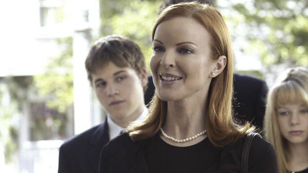DESPERATE HOUSEWIVES - "PILOT" (ABC/PETER "HOPPER" STONE) SHAWN PYFROM, MARCIA CROSS,  JOY LAUREN