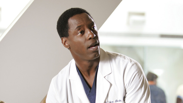 102540_1429 -- GREY'S ANATOMY - "MAKE ME LOSE CONTROL" (ABC/CRAIG SJODIN)ISAIAH WASHINGTON