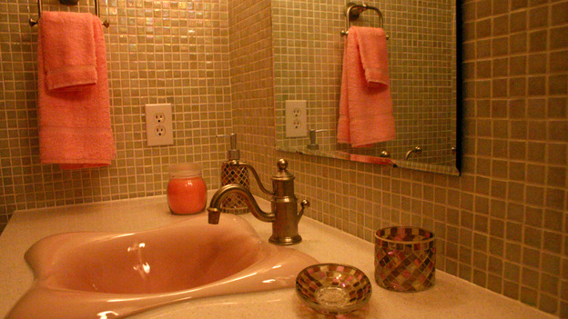 EXTREME MAKEOVER HOME EDITION - "Thomas Family," -  Bathrooms, on "Extreme Makeover Home Edition," Sunday, February 11th on the ABC Television Network.