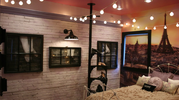 EXTREME MAKEOVER HOME EDITION - "Creasey Family," - Girl's Bedroom, on "Extreme Makeover Home Edition," Sunday, January 31st on the ABC Television Network.
