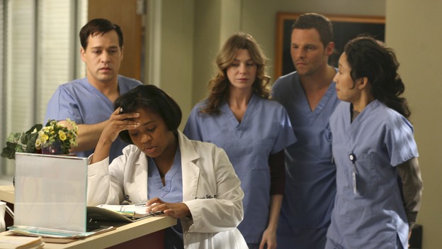 GREY'S ANATOMY - In the first hour of part two of the season finale of ABC's "Grey's Anatomy" -- "Deterioration of the Fight or Flight Response" -- Izzie and George attend to Denny as the pressure increases to find him a new heart, Cristina suddenly finds herself in charge of an ER, and Derek grapples with the realization that the life of a friend is in his hands. In the second hour, "Losing My Religion," Richard goes into interrogation mode about a patient's condition, Callie confronts George about his feelings for her, and Meredith and Derek meet about Doc. Part two of the season finale of "Grey's Anatomy" airs MONDAY, MAY 15 (9:00-11:00 p.m., ET) on the ABC Television Network. (ABC/SCOTT GARFIELD)T.R. KNIGHT, CHANDRA WILSON, ELLEN POMPEO, JUSTIN CHAMBERS, SANDRA OH