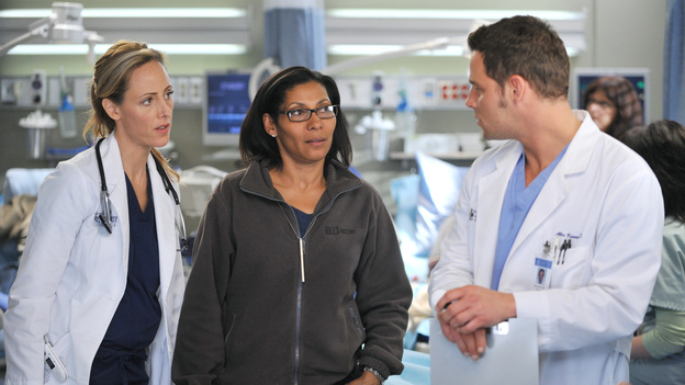 GREY'S ANATOMY - "The Lion Sleeps Tonight" - A lion breaks loose in Seattle, leaving a couple's lives and relationship at risk; Lexie overhears Mark's discussion about moving in with Julia; Teddy begins to take steps towards coming to terms with Henry's death; Callie grills Arizona on her past lovers; and Alex requests to be taken off Morgan's preemie case when she becomes too dependent on him. Meanwhile, Meredith tries to be a support for Cristina as the tension between her and Owen hits a boiling point, on Grey's Anatomy, THURSDAY, APRIL 5 (9:00-10:01 p.m., ET) on the ABC Television Network. (ABC/RICHARD FOREMAN)KIM RAVER, NICOLE RUBIO (SCRIPT SUPERVISOR), JUSTIN CHAMBERS