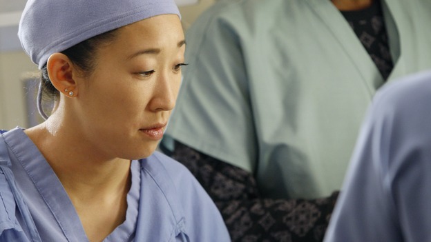 GREY'S ANATOMY - "Crash Into Me, -- Part Two" - In the stunning conclusion of a two-part episode, Meredith furiously works to save the life of a paramedic trapped inside an ambulance, as her sister, Lexie, holds the life of a patient in her hands; Derek must rely on the help of a nurse to save a patient's life, as Bailey struggles to balance her personal life with her work, on "Grey's Anatomy," THURSDAY, DECEMBER 6 (9:00-10:02 p.m., ET) on the ABC Television Network.  (ABC/VIVIAN ZINK)SANDRA OH