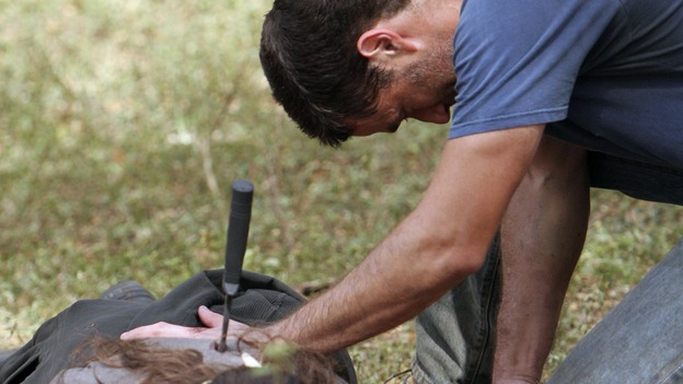LOST - "Through the Looking Glass" - Jack and the castaways begin their efforts to make contact with Naomi's rescue ship, on the season finale of "Lost," WEDNESDAY, MAY 23 (9:00-11:00 p.m., ET), on the ABC Television Network. (ABC/MARIO PEREZ)TANIA RAYMONDE, MATTHEW FOX